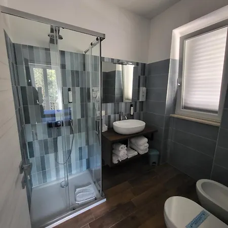 לינה וארוחת בוקר Sogno E Realta קרסולי